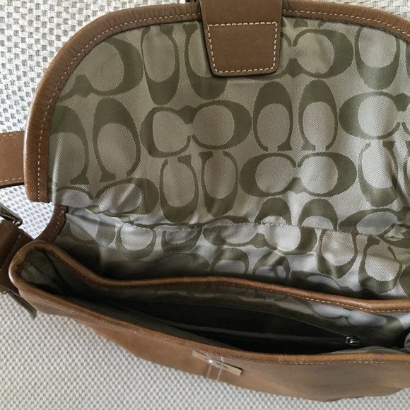 Vintage Authentic Leather Coach shoulder Soho Bag - Picture 8 of 8